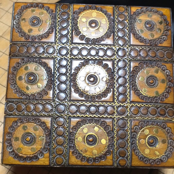 Geometric Metal Rings Inlay Carved Wood Box India 4”L x 4”W x 1.75”H 60s 70s - Picture 3 of 12